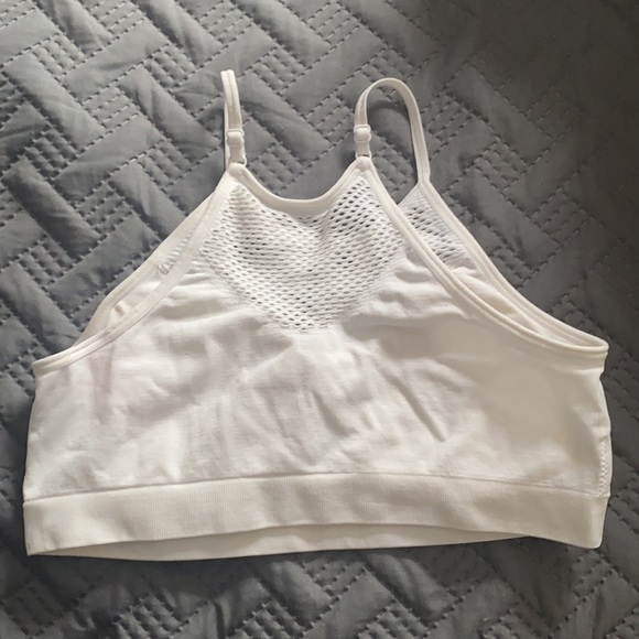 White Size M - Picture 2 of 3